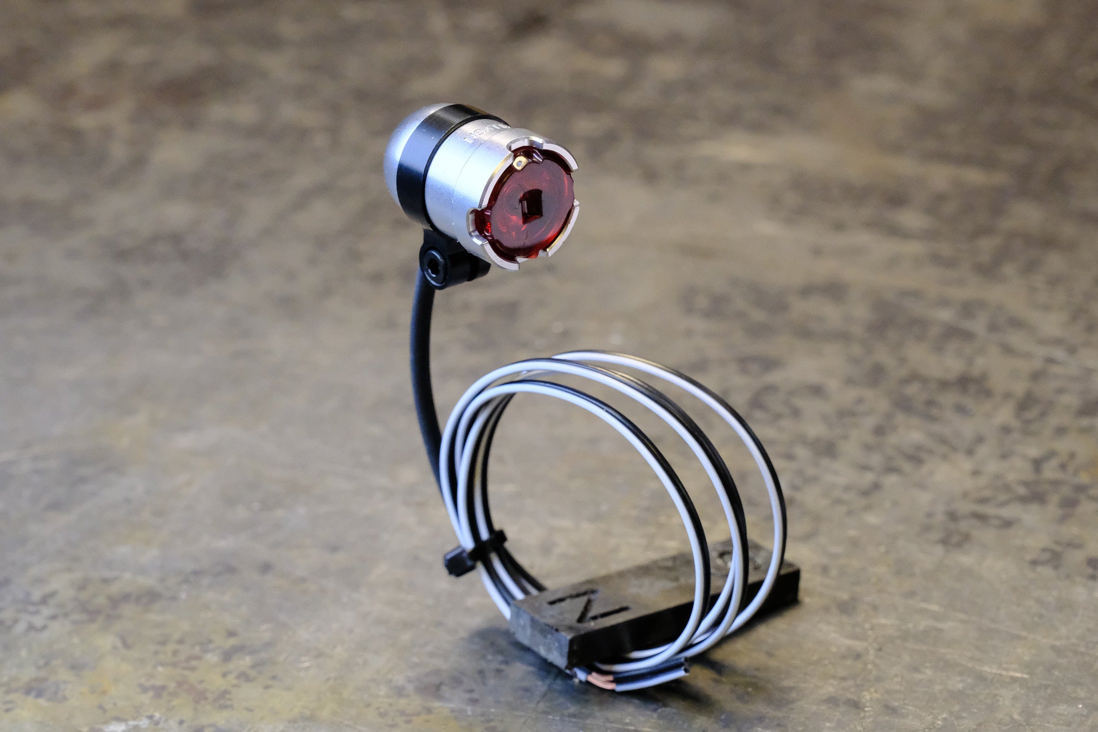 ALLYGN EdelMü Ring Mount – SON Dynamo Rear Light & Fahrrad