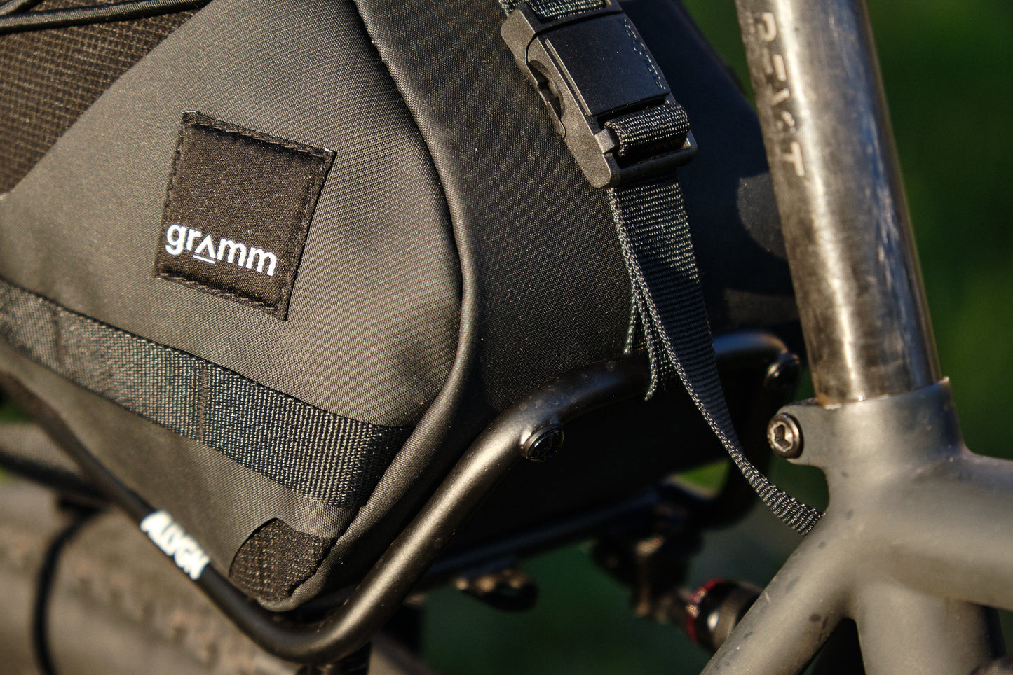 ALLYGN Diamond Back Rack & Pack
