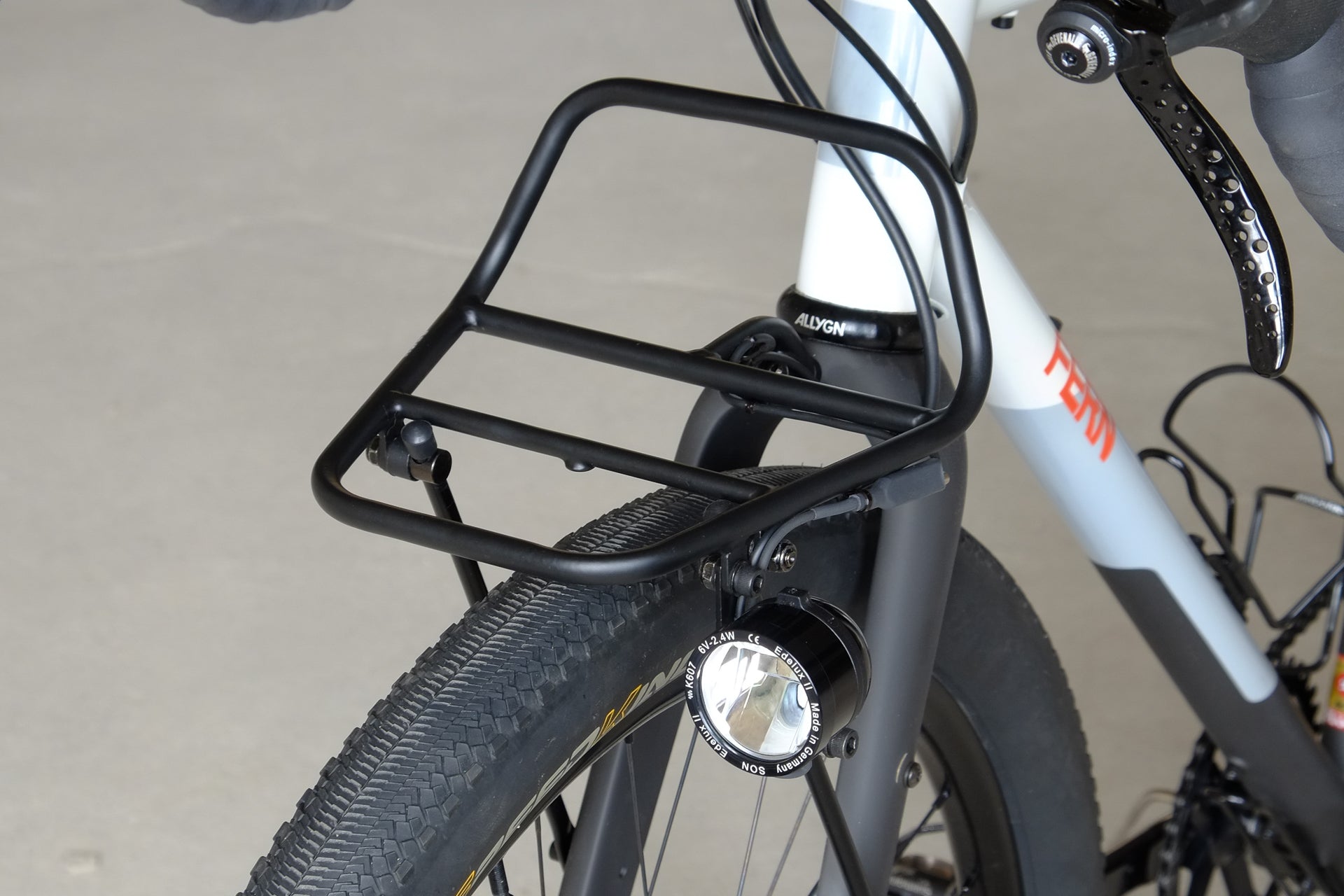 Front rack for online gravel bike