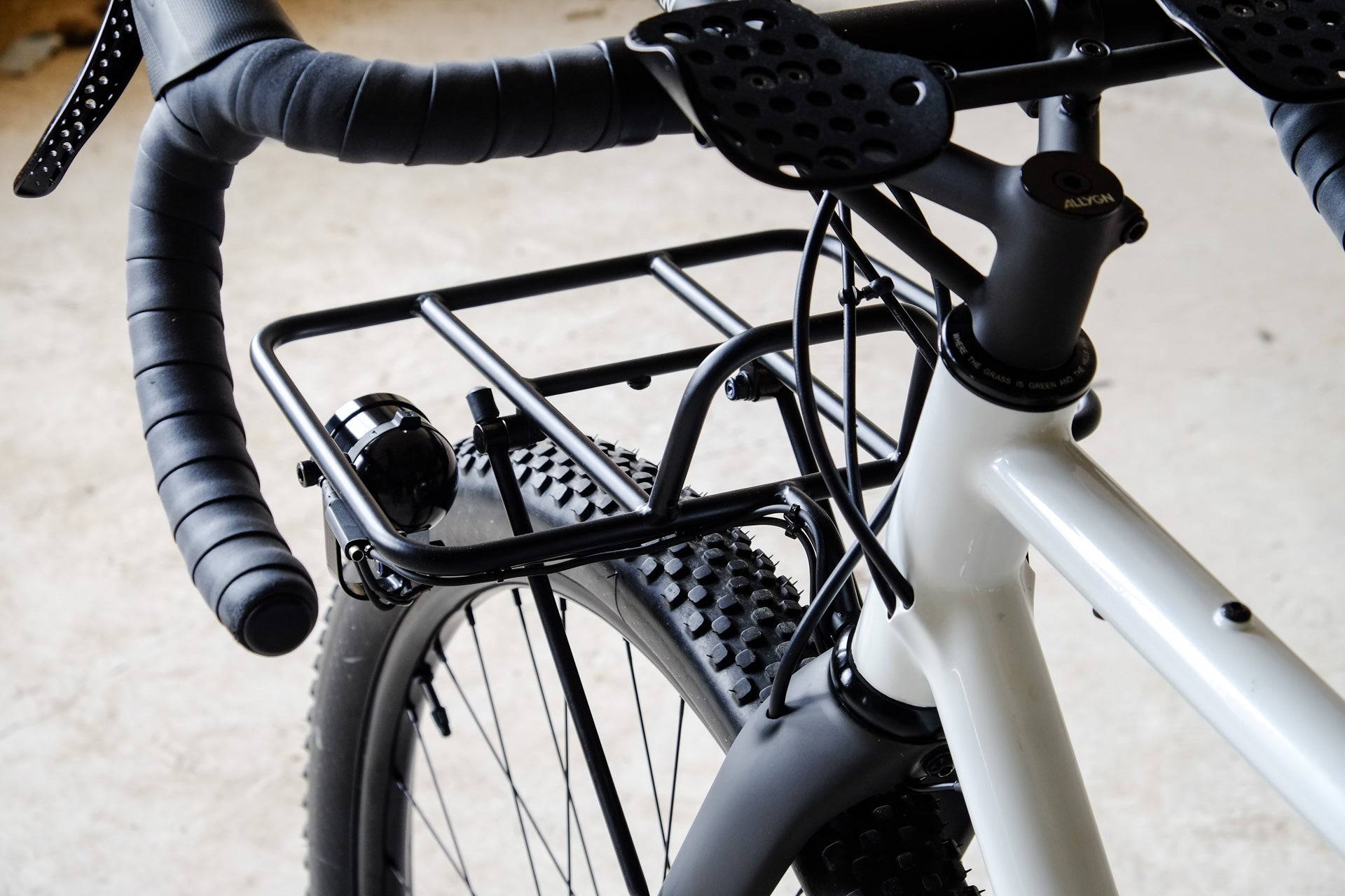 grill für fahrradlenker ALLYGN Grill Rack – Bicycle Front Rack & Gepäckträger – Fern Bicycles